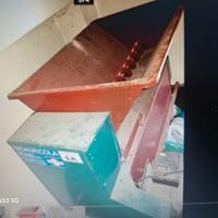 Attrezzatura per pigiatura uva