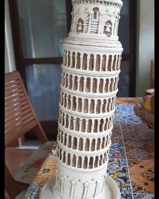 Torre di Pisa in gesso