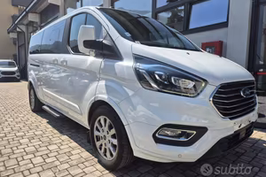 Ford Tourneo Custom AUT 2.0 TDCi 130CV LH2 TITANIU