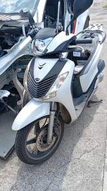 Ricambi Honda Sh 125 NO intero