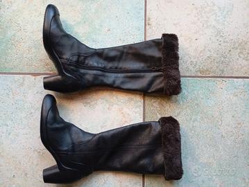 stivali neri in pelle Camper n. 38