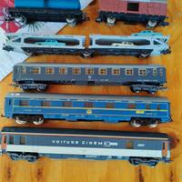 Carri merci e carrozze fs