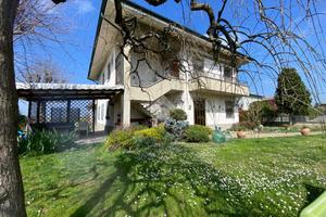 BIFAMILIARE A MOLINELLA