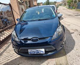 Ford Fiesta 1.4 TDCi 70CV 5 porte Titanium