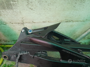 Scarico honda hornet e Forcellloposteriore cbr