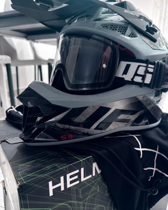 Casco motocross enduro - UFO Intrepid Rebel