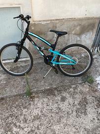 Bici Nero/Azzurro: Teens 24 FS