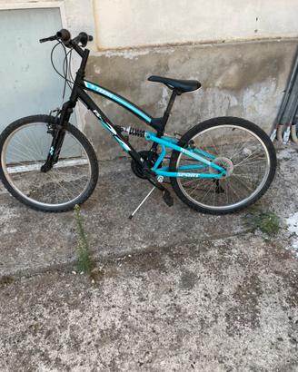 Bici Nero/Azzurro: Teens 24 FS