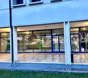 Negozio Ufficio con vetrina