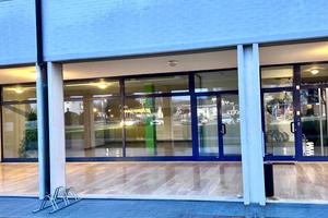 Negozio Ufficio con vetrina