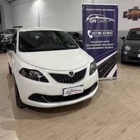 Lancia Ypsilon 1.0 Firefly hybrid