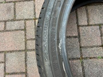 Avon 235/40/R19