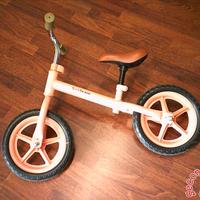 Bici Senza Pedali/Balance Bike Beeloom