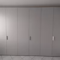 Armadio a sei ante