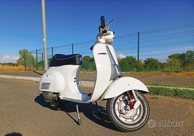 Piaggio Vespa 50 special