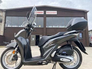 Honda SH 150 ABS 2022 -Smart Top Box - km 10800