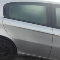 Porta posteriore dx alfa romeo 147 anno 2002