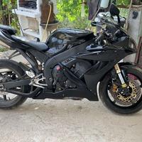 Yamaha R1 2005