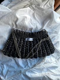 Borsa a uncinetto grigia lurex con catena