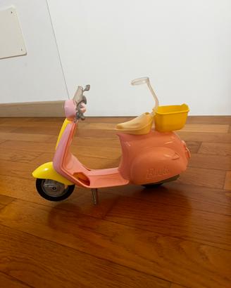 Vespa moto scooter barbie