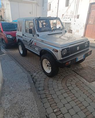 Suzuki samurai