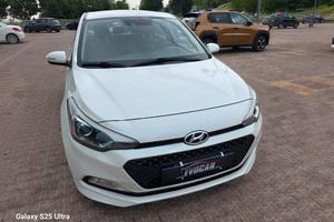 hyundai i20 1.2 valutiamo usato