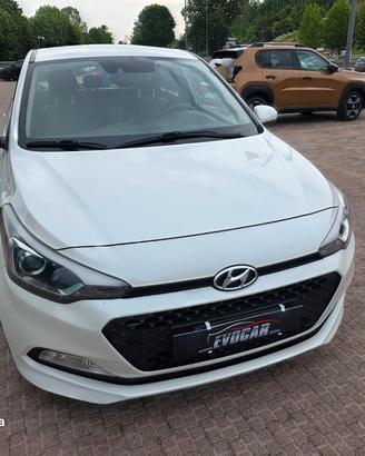 hyundai i20 1.2 valutiamo usato