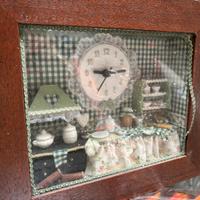 Orologio con mini cucina