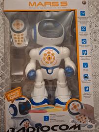 robot  giocattolo radiocomandato