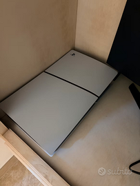 PS5 SLIM PERFETTA COME NUOVA E MONITOR GRATIS!