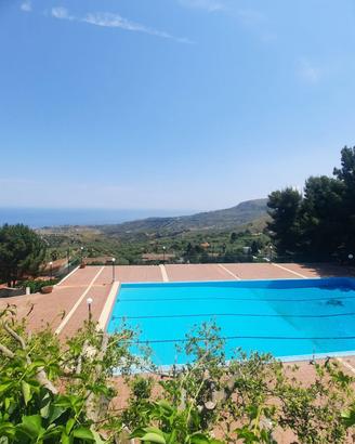 VILLA PANORAMICA NEL RESIDENCE GOLDEN HILL 4 - S