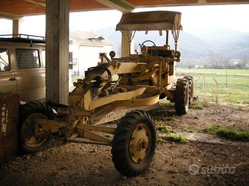 Motogreder caterpillar