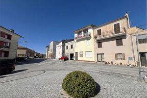 CIELO-TERRA a DUE PASSI DAL CENTRO DEL PAESE