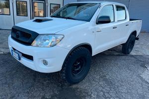 Toyota Hilux 2.5 D-4D 4WD 4p. Double Cab 4x4