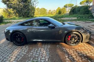 Porsche Carrera 4 GTS