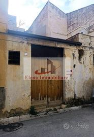 Box / Garage di 70 m² a Alcamo