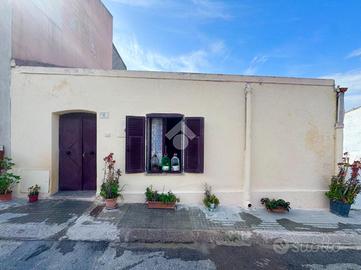 CASA INDIPENDENTE A OLMEDO