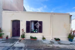CASA INDIPENDENTE A OLMEDO