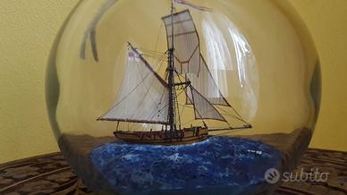 modellino Speedy Cutter nave in bottiglia