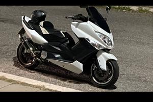 Yamaha t-max