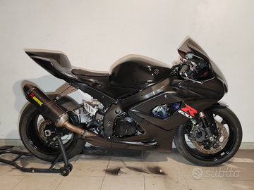 GSX-R 1000 K5 pista targata