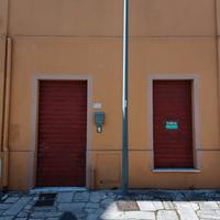 Vendesi locale commerciale mq 60