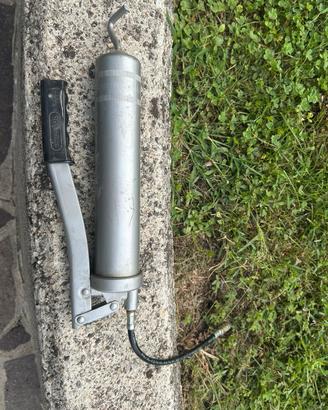 ingrassatore manuale Pressol