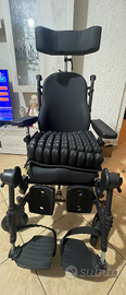 Carrozzina posturale reclinabile+cuscino ad aria