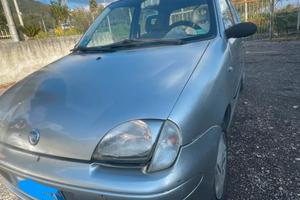 Fiat 600 1.1 actual anno 2004 Gpl