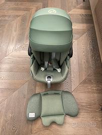 Cybex Cloud t isize  Plus/Leaf Green-dark green