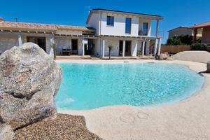 Camera con piscina 3 posti