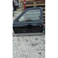 NISSAN NAVARA PORTE ANT E POST 2001