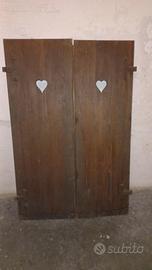 scuri in legno massiccio 