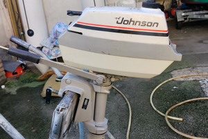 Motore fuoribordo Johnson 4 cv